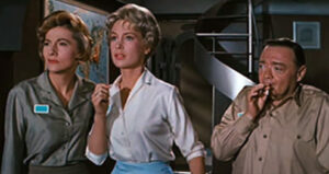 Voyage To The Bottom of The Sea-2